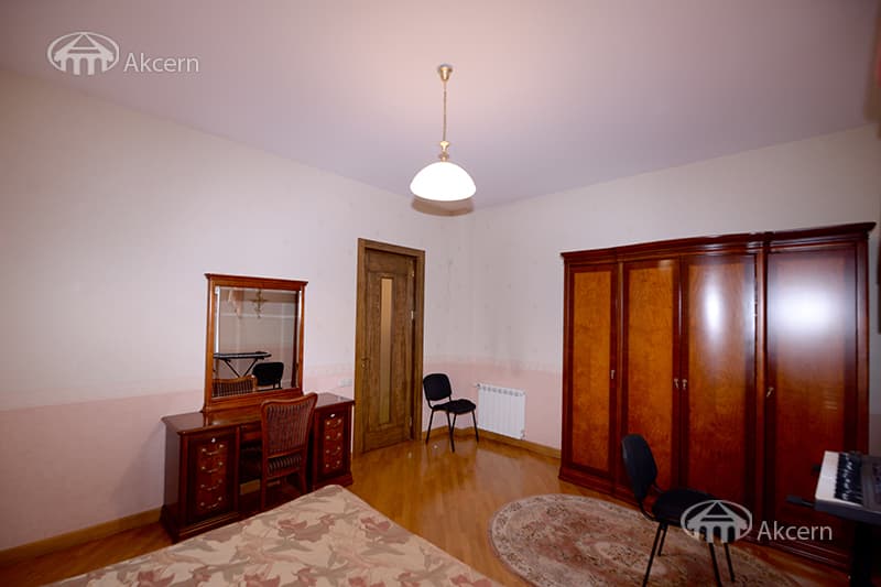 Особняк · 5 комн. · 270 м² · Канакер-Зейтун