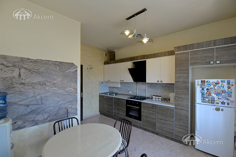 Особняк · 5 комн. · 282 м² · Кентрон