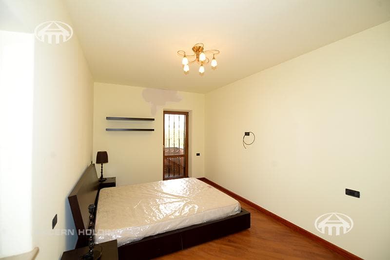 Country house · 4 rooms · 289.5 m² · Dzoraghbyur