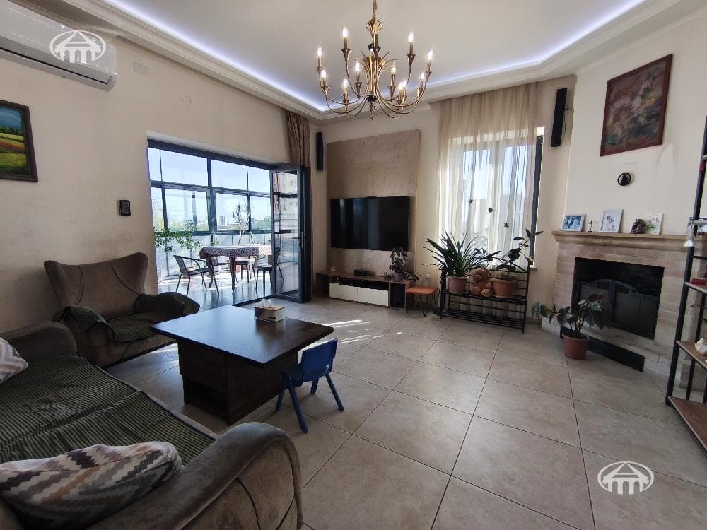 Mansion · 5 rooms · 262 m² · Jrvej