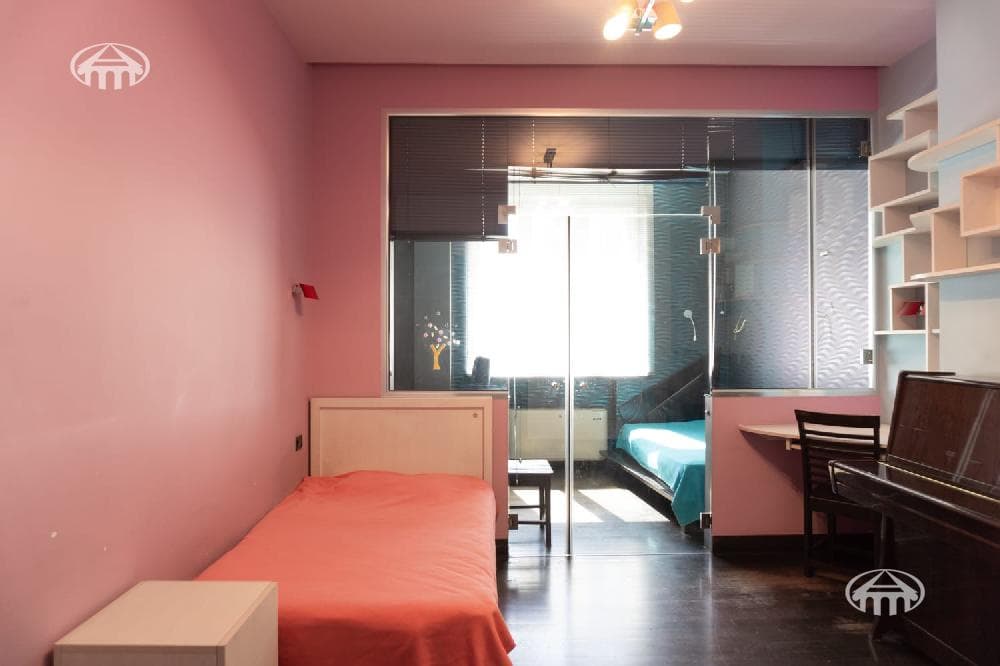 Квартира · 3 комн. · 117 м² · Кентрон