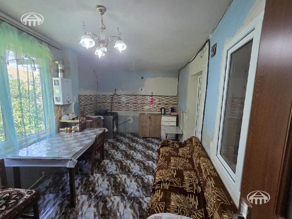 Mansion · 4 rooms · 150 m² · Balahovit