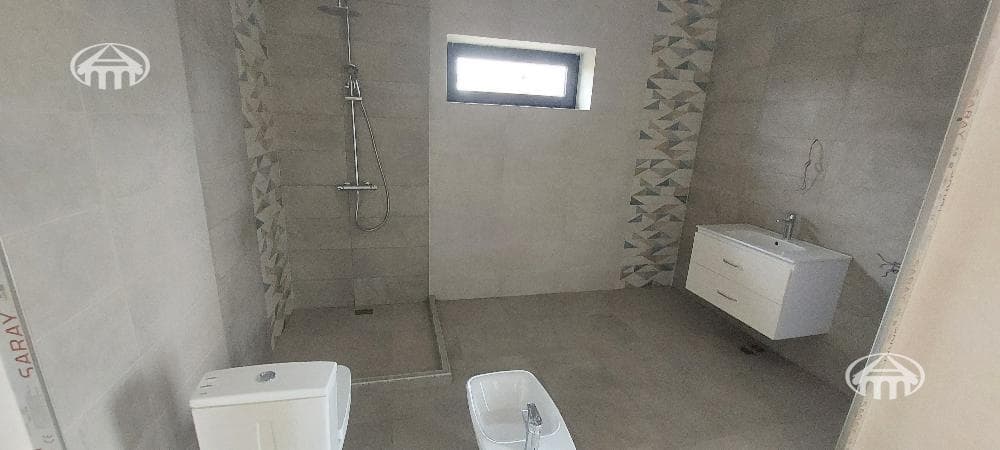Особняк · 5 комн. · 267 м² · Джрвеж