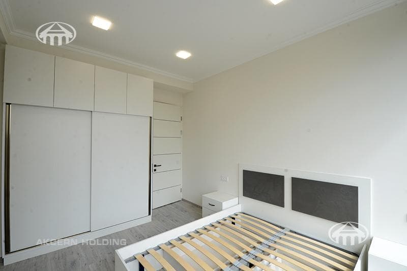 Квартира · 4 комн. · 107 м² · Арабкир