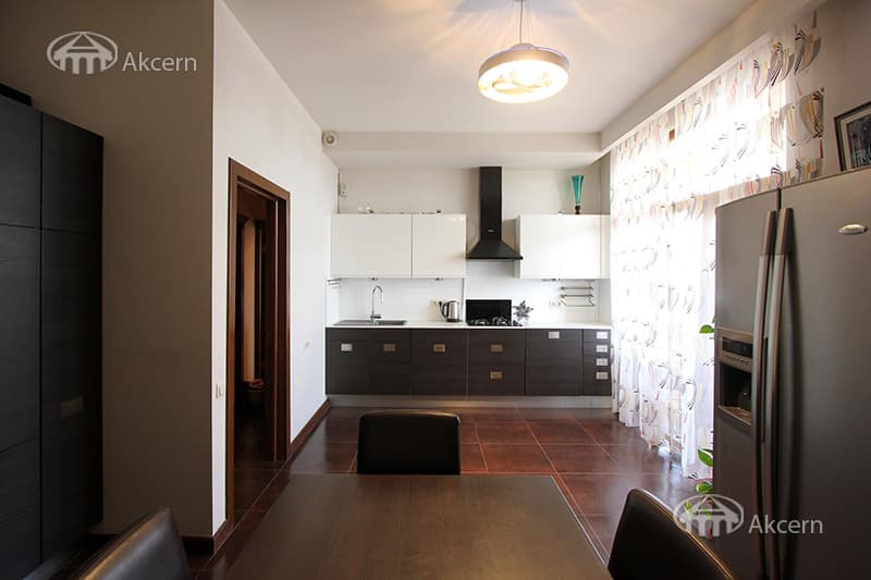 Квартира · 4 комн. · 185 м² · Арабкир — фото 22 из 29
