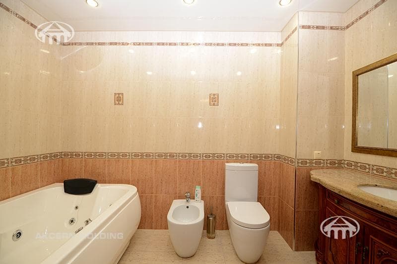 Квартира · 4 комн. · 158 м² · Арабкир