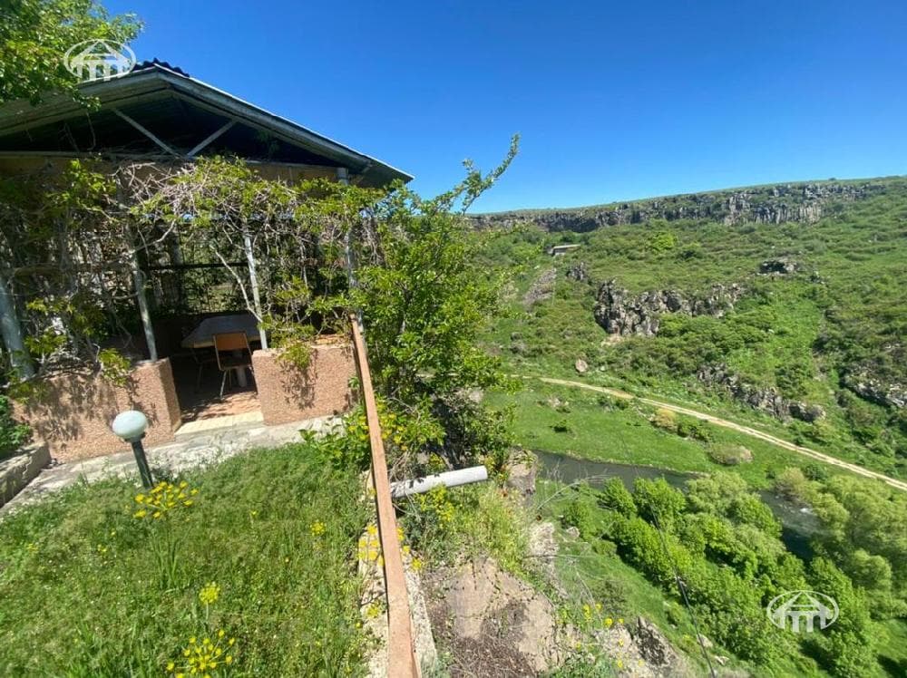 Country house · 5 rooms · 172 m² · Karashamb