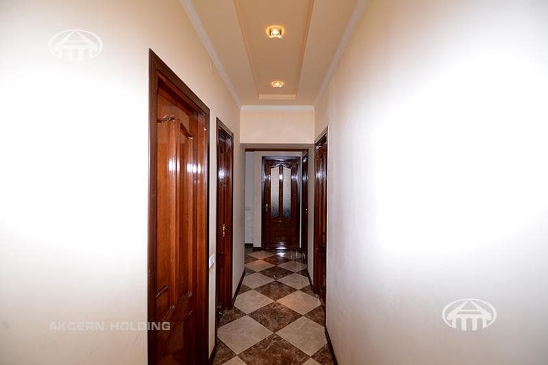 Квартира · 4 комн. · 95 м² · Арабкир