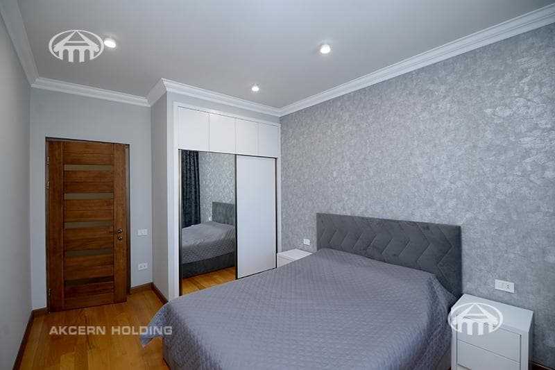Apartment · 3 rooms · 95 m² · Erebuni
