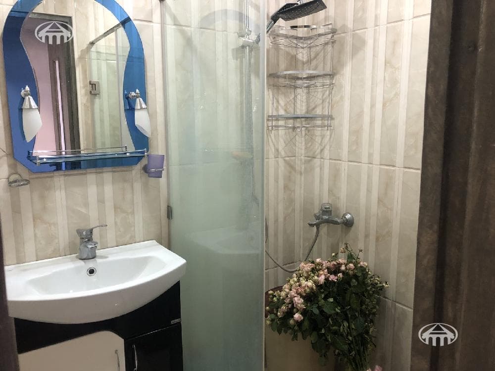 Квартира · 3 комн. · 74 м² · Арабкир