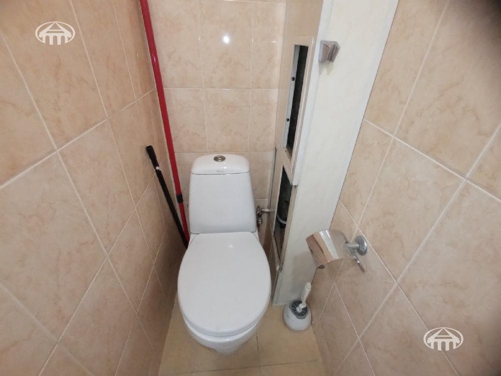 Салон · 33 м² · Кентрон