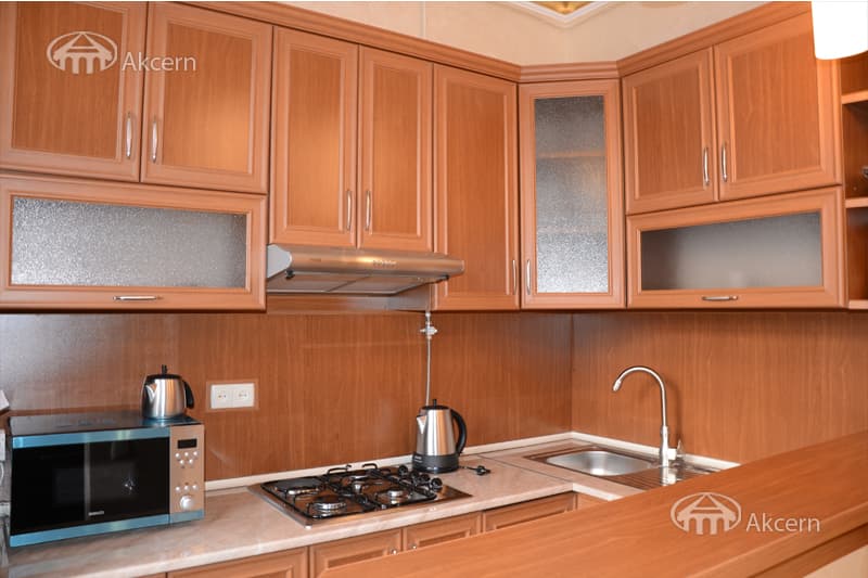 Квартира · 2 комн. · 67 м² · Кентрон