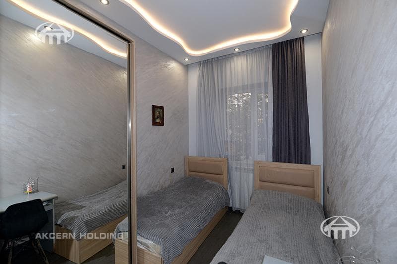 Особняк · 5 комн. · 270 м² · Арабкир