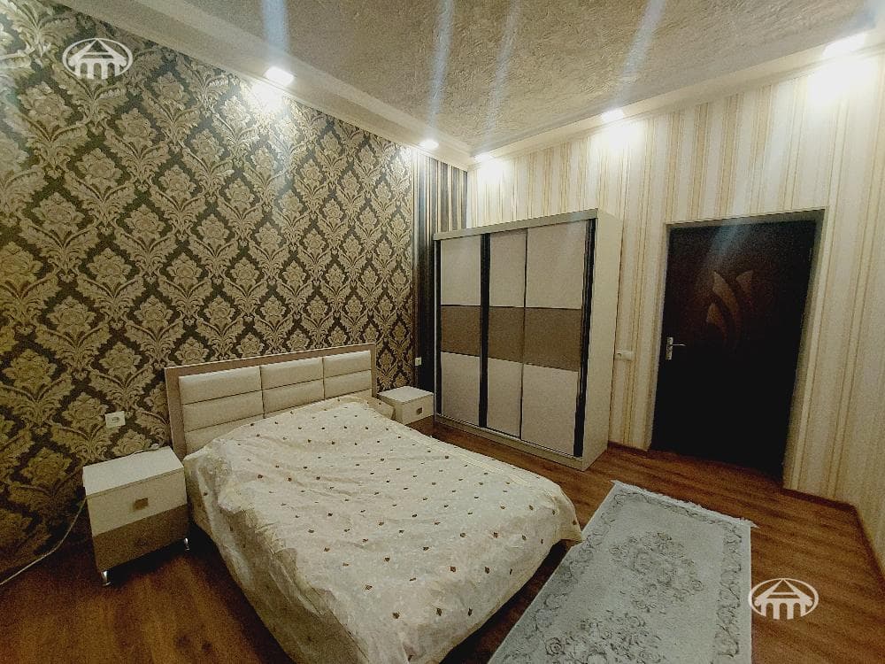 Բնակարան · 4 սեն. · 115 մ² · Կենտրոն