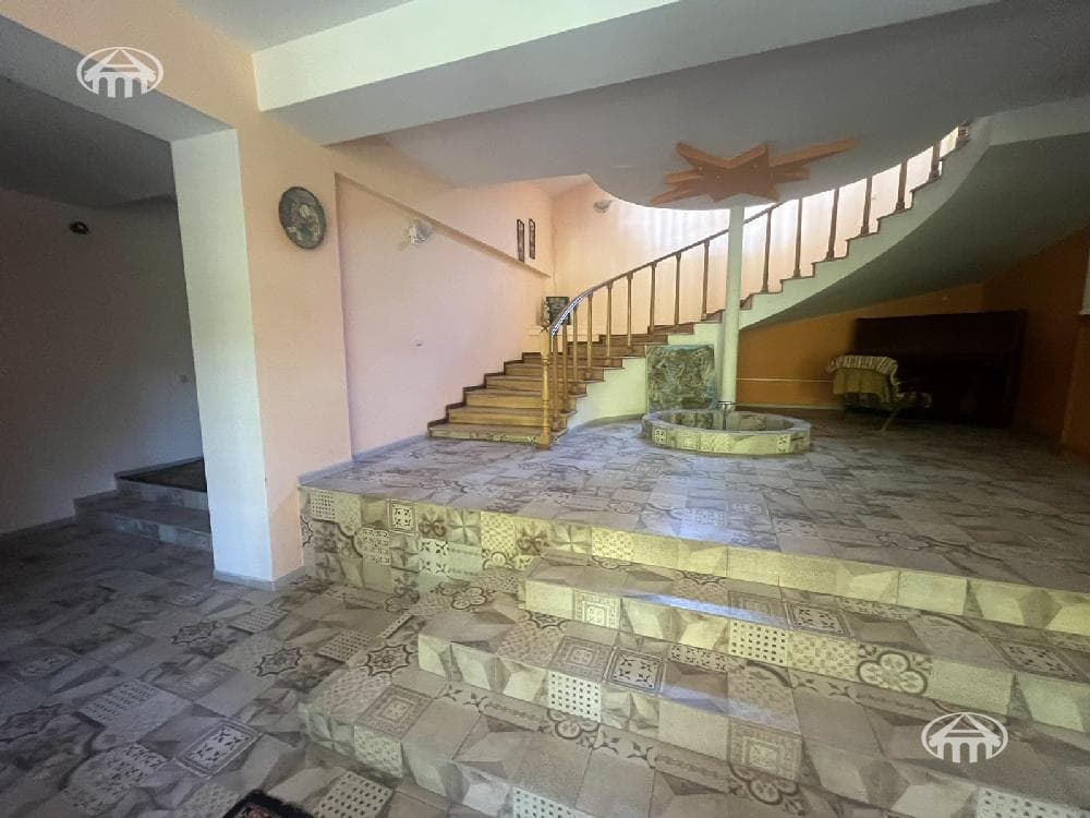 Особняк · 6 комн. · 464 м² · Арабкир