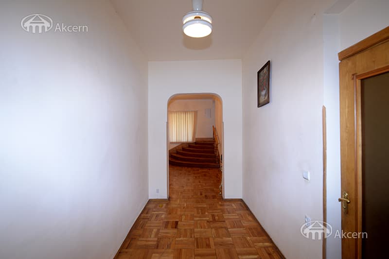 Առանձնատուն · 7 սեն. · 510 մ² · Արաբկիր