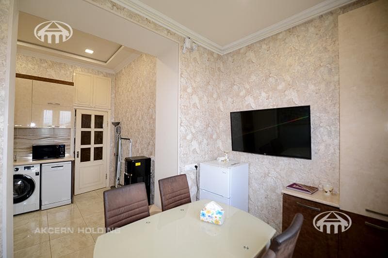 Квартира · 3 комн. · 92 м² · Арабкир