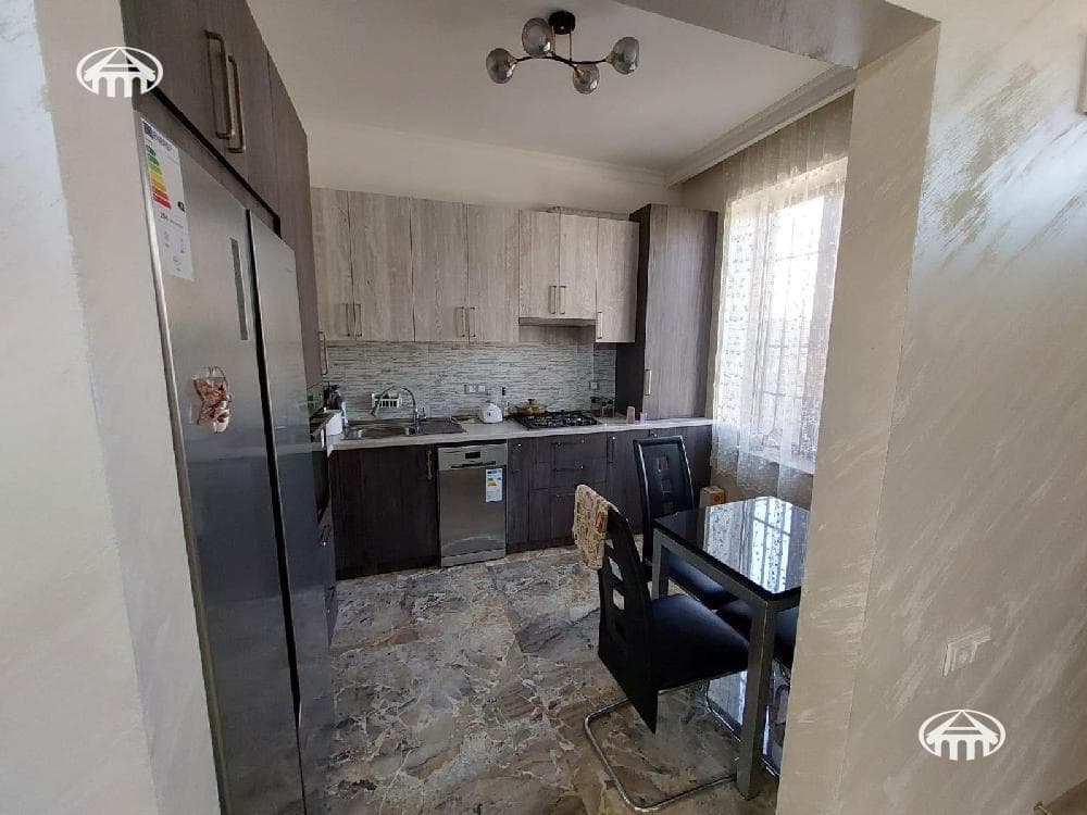 Mansion · 4 rooms · 113 m² · Zovuni