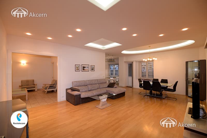 Квартира · 3 комн. · 132 м² · Кентрон