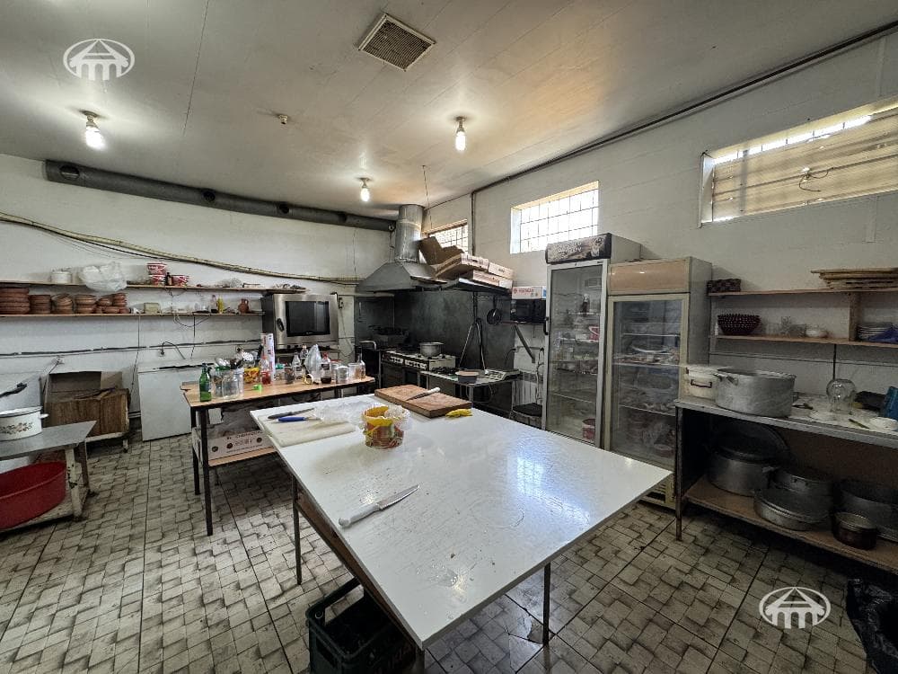 Restaurant · 202 m² · Shengavit