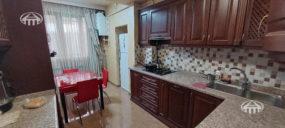 Квартира · 2 комн. · 72 м² · Арабкир