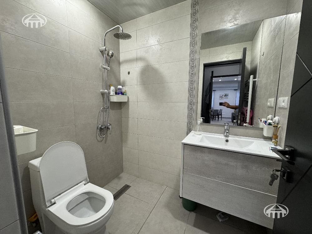 Apartment · 3 rooms · 95 m² · Arabkir