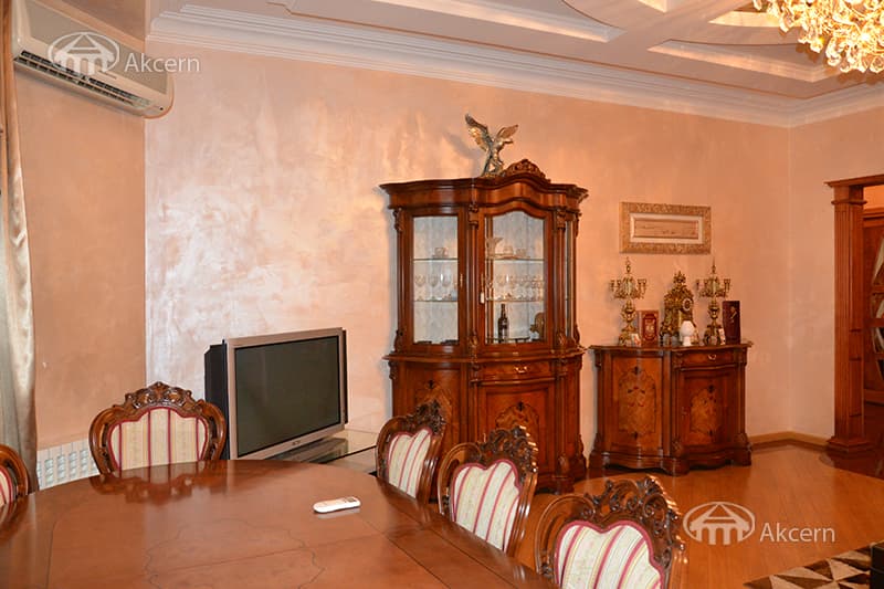 Apartment · 4 rooms · 124 m² · Kentron