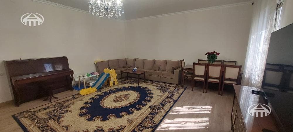 House · 507 m² · Vagharshapat