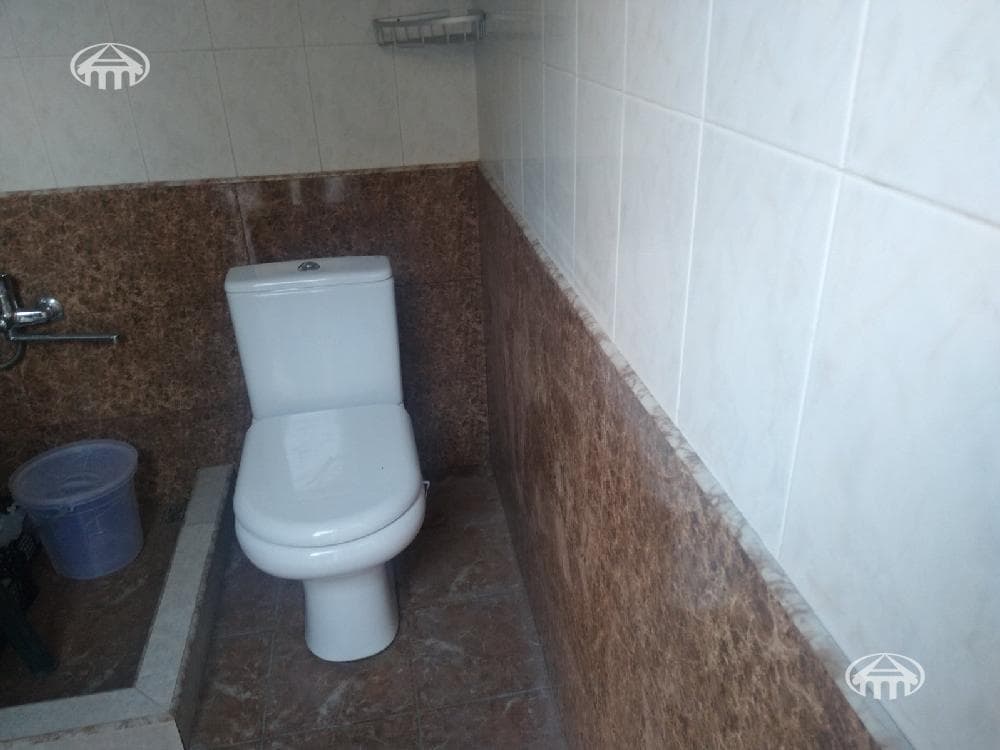 Особняк · 4 комн. · 363 м² · Кентрон