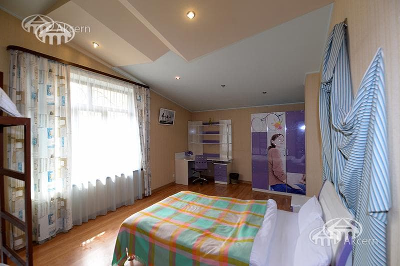 Отель · 5 комн. · 540 м² · Кентрон