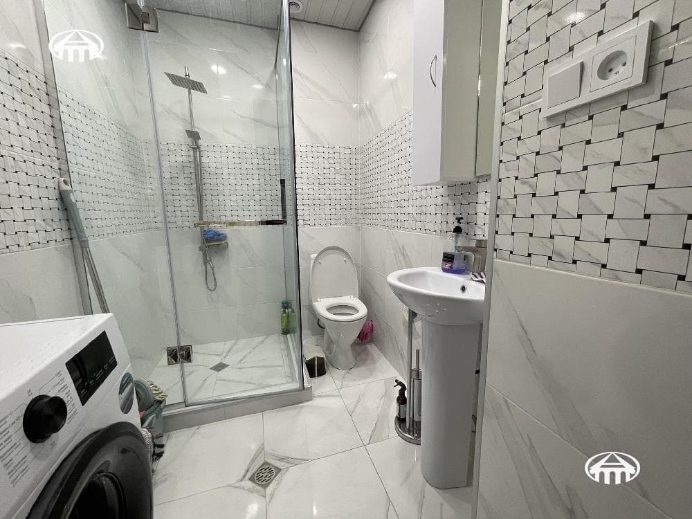 Квартира · 2 комн. · 58 м² · Кентрон