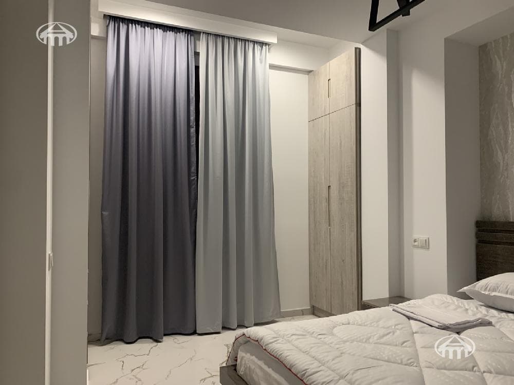 Apartment · 1 rooms · 43 m² · Kentron