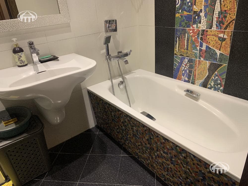 Квартира · 4 комн. · 114 м² · Арабкир