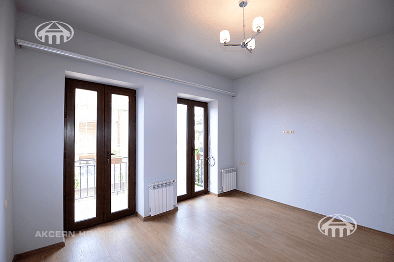 Mansion · 4 rooms · 300 m² · Nork-Marash