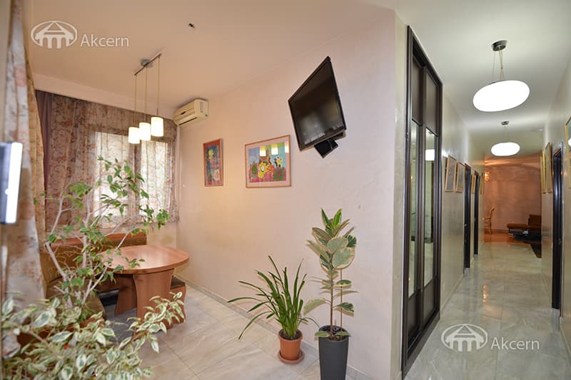 Офис · 285 м² · Кентрон