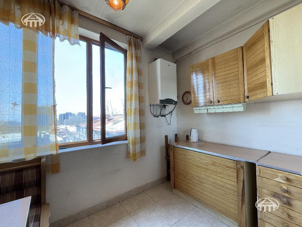 Квартира · 3 комн. · 96 м² · Арабкир