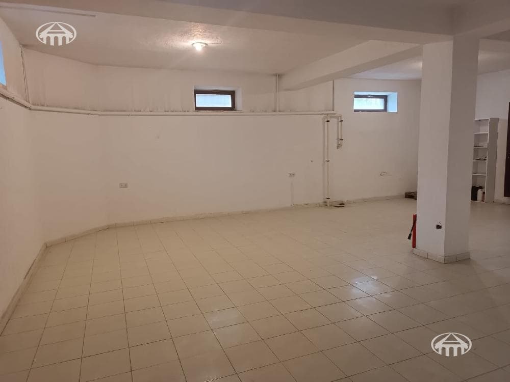 Mansion · 7 rooms · 517 m² · Kentron