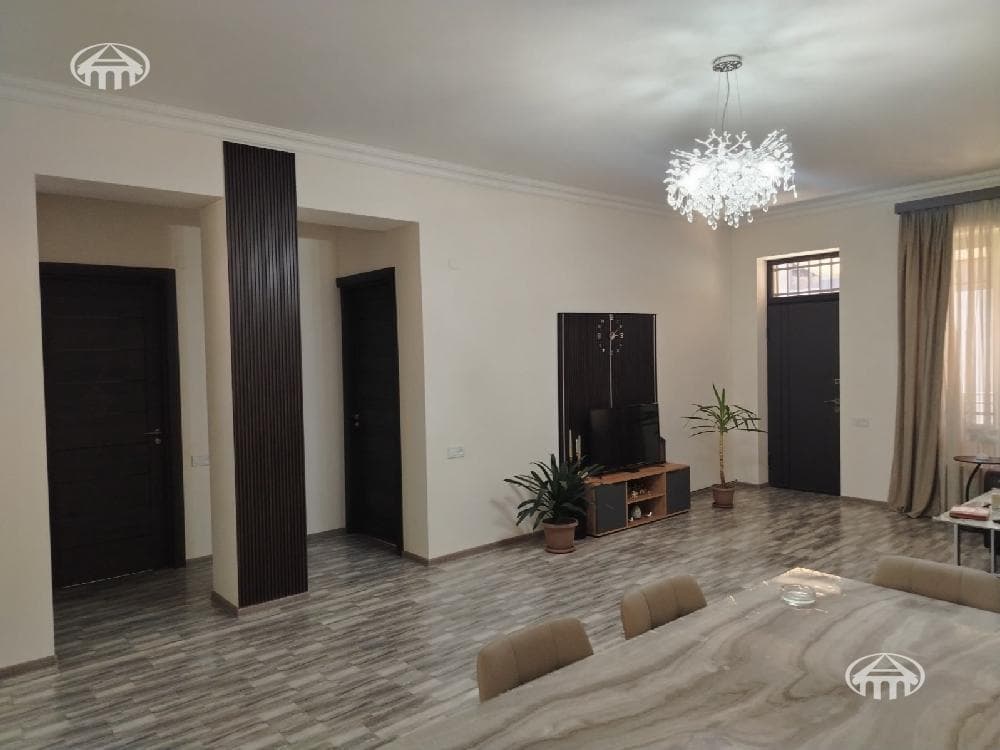 Mansion · 96 m² · Zovuni