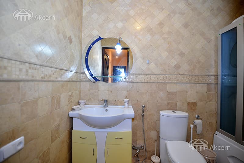 Առանձնատուն · 5 սեն. · 320 մ² · Նորք-Մարաշ