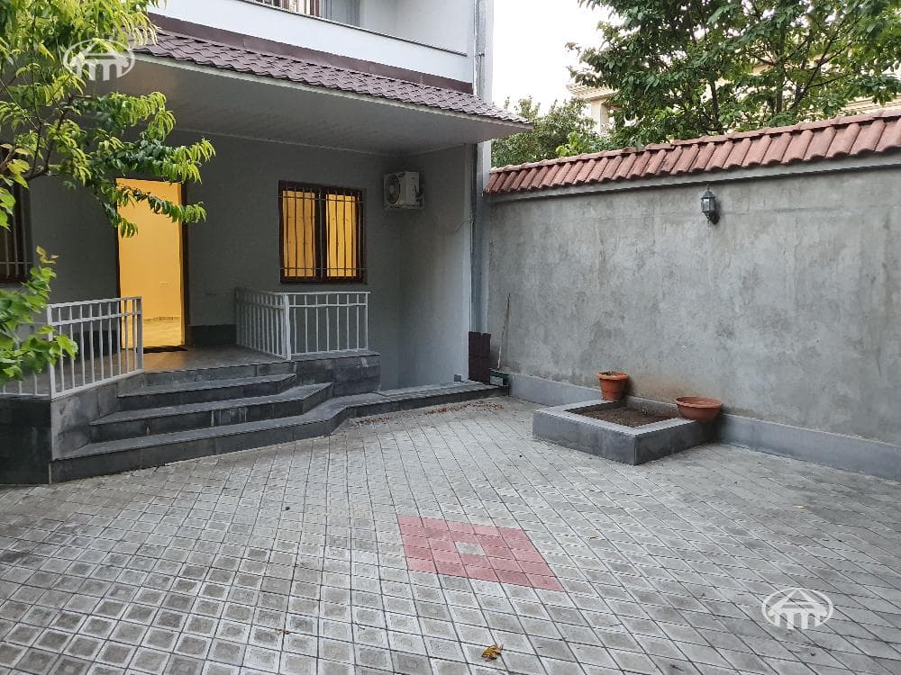 Office · 285 m² · Arabkir