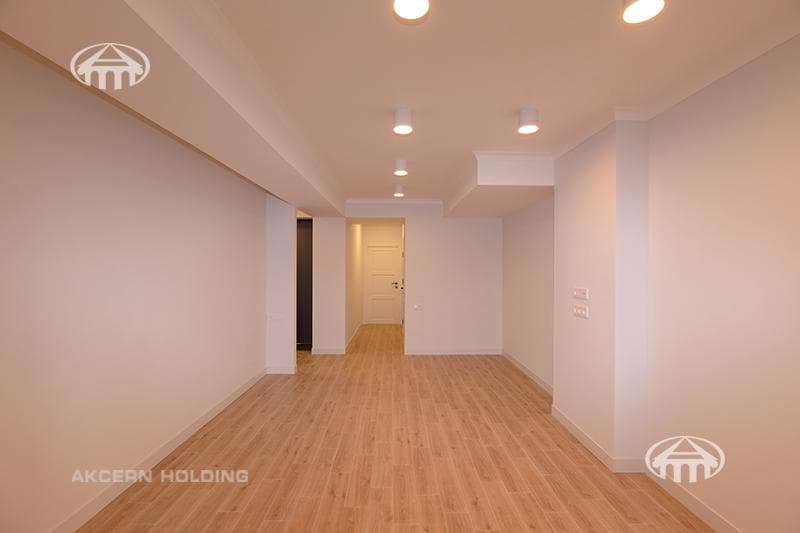 Բնակարան · 2 սեն. · 70 մ² · Կենտրոն