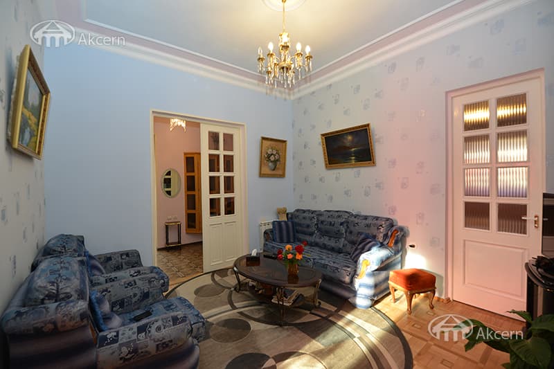 Առանձնատուն · 4 սեն. · 220 մ² · Առինջ