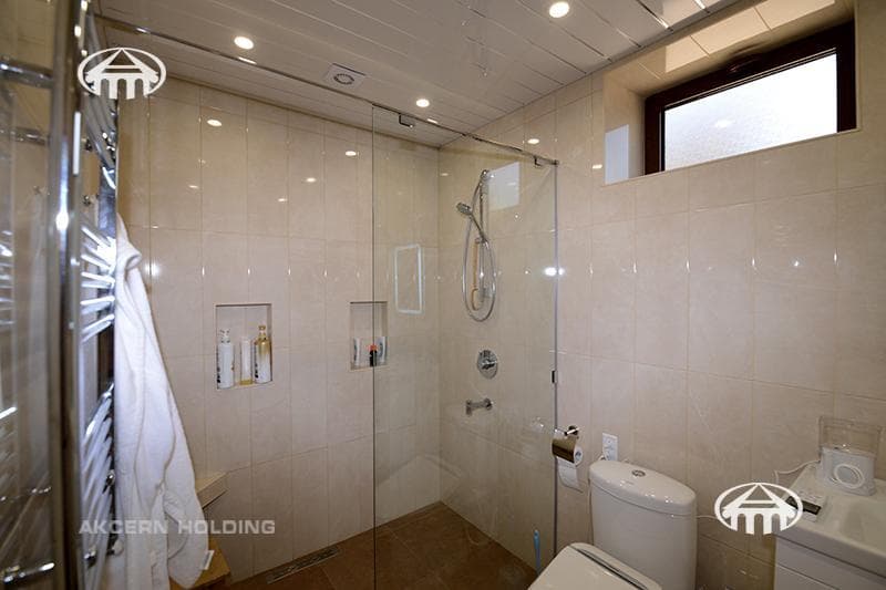 Mansion · 4 rooms · 244 m² · Saghmosavan