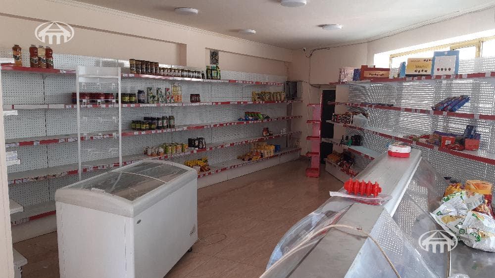 Խանութ · 70 մ² · Կենտրոն