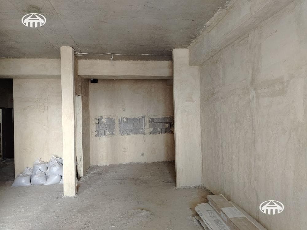 Apartment · 2 rooms · 65 m² · Kentron