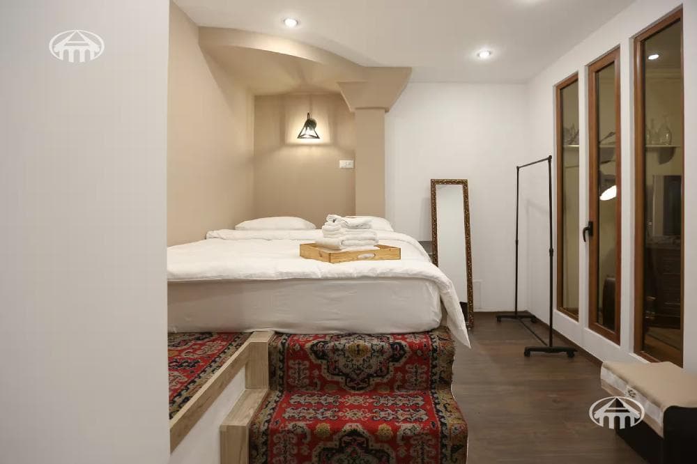 Apartment · 1 rooms · 43 m² · Kentron