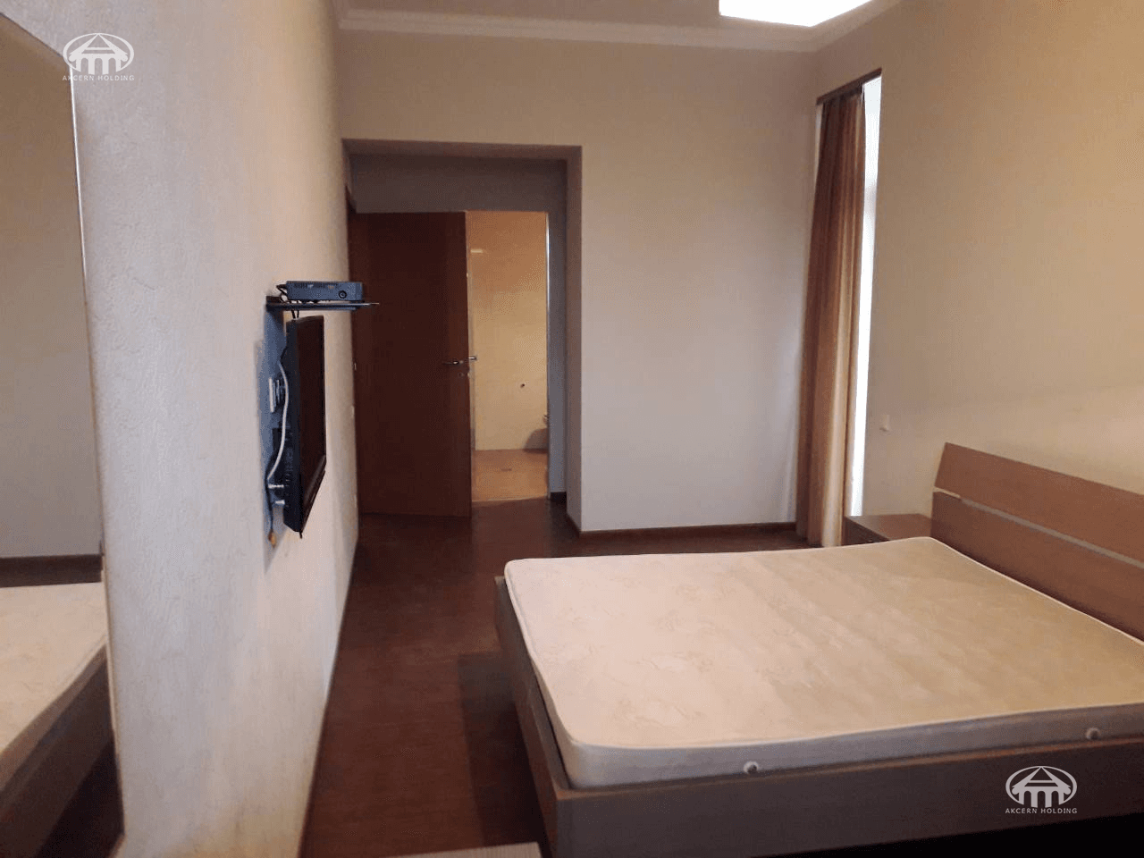Квартира · 4 комн. · 150 м² · Кентрон