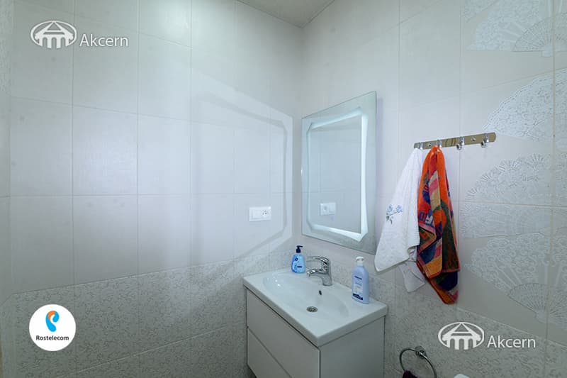 Дом · 5 комн. · 290 м² · Аван