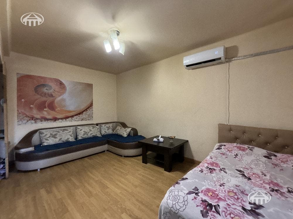 Apartment · 1 rooms · 39 m² · Kentron