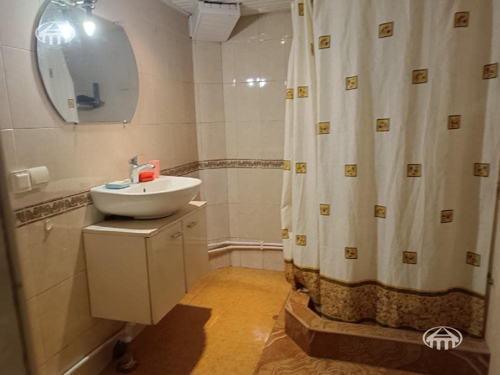 Дом · 4 комн. · 105 м² · Арабкир